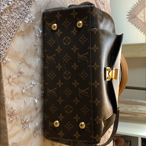**SOLD Authentic Louis Vuitton Monogram Métis - Picture 3 of 8